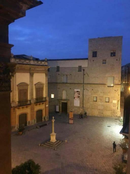 Appartamento mansardato nel cuore di Palermo - accesso Terrazza Esterno foto