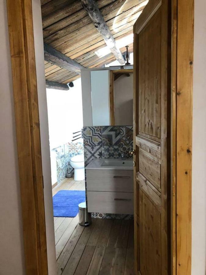Appartamento mansardato nel cuore di Palermo - accesso Terrazza Esterno foto